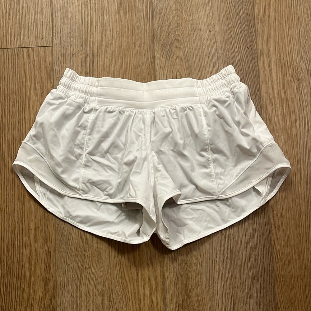 LR 2.5” hotty hot shorts